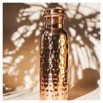 butelka miedziana na wode mlotkowana 600ml moma ayurveda